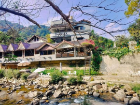 THANSILA Resort